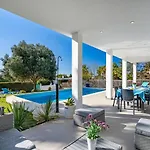 Villa Abril Binisafua
