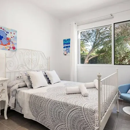 Вилла Abril Binisafua