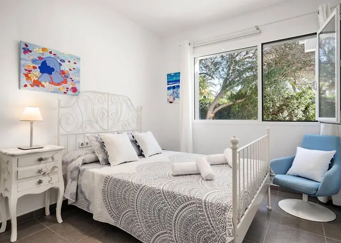 Villa Abril Binisafua